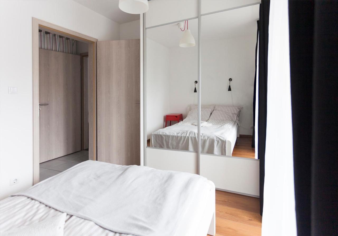 Dobo Apartman Szegedin Exterior foto